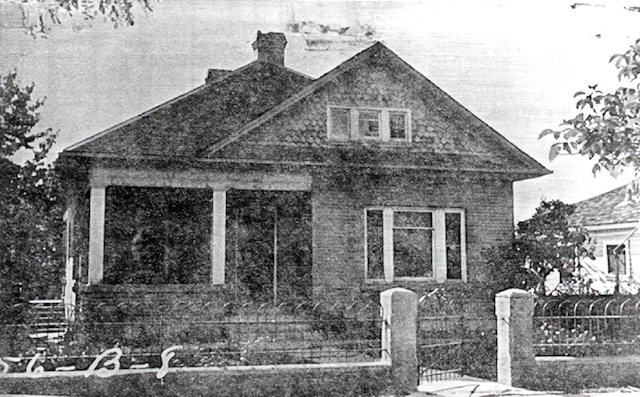 <font face='Garamond' size='2'><strong>Home of Ann Eliza Carter (1880 - 1977) and Charles Willard Goodliffe (1877 - 1970)</strong></font>